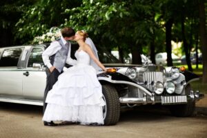 wedding limo service in calgary from Quest Limos